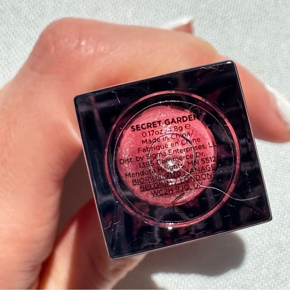 NWT Sigma Beauty Lip Gloss - Secret Garden